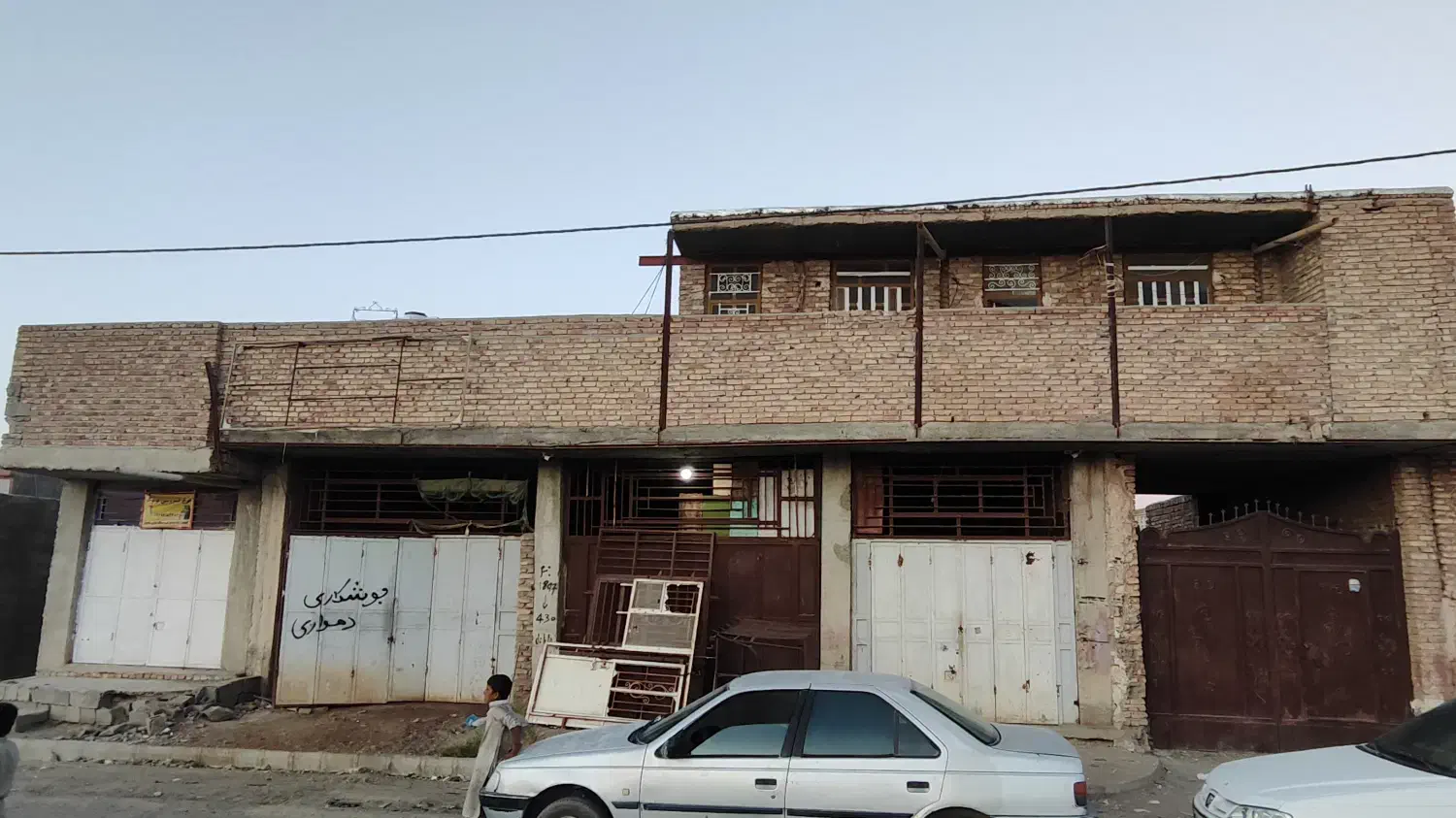 فروش ملک فوری|فروش خانه و ویلا|سراوان, |دیوار