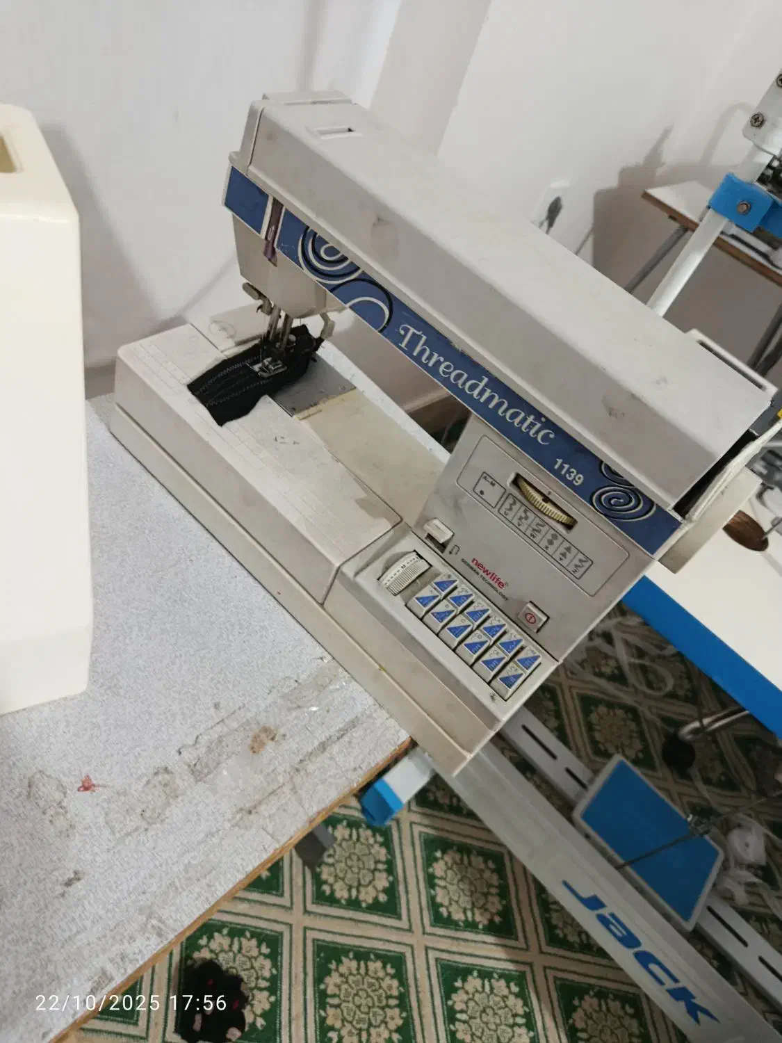 چرخ خیاطی نیولایف|چرخ خیاطی و ریسندگی|اشنویه, |دیوار