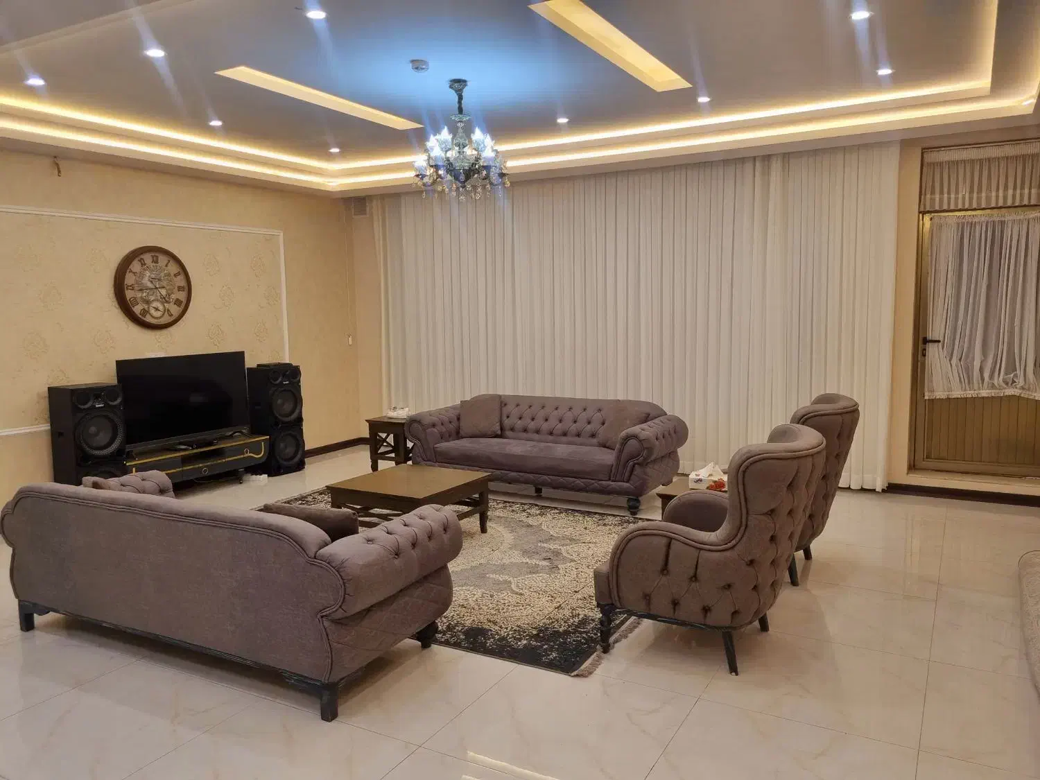 اجاره اپارتمان مبله با امکانات هتلی|اجارهٔ کوتاه‌مدت آپارتمان و سوئیت|مشهد, هفت تیر (حافظ)|دیوار