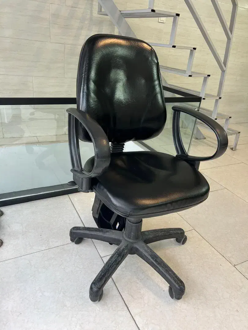 صندلی چرخدار|صندلی و نیمکت|گرگان, |دیوار