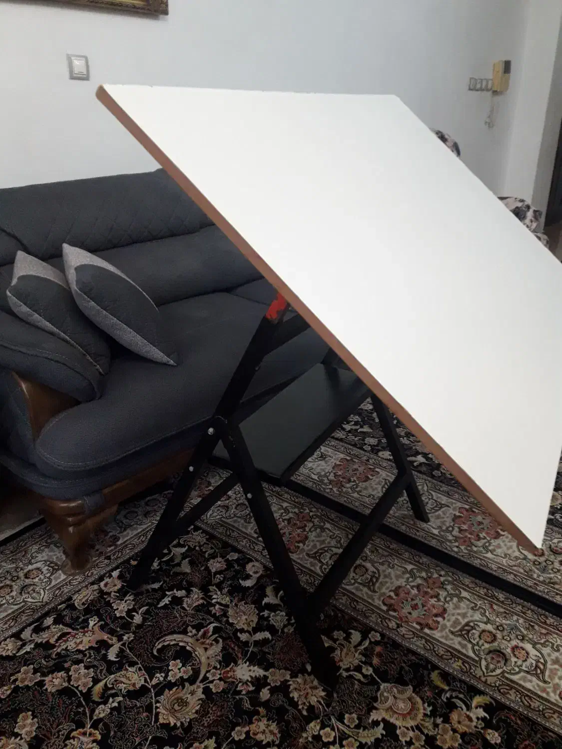 میز  نقشه کشی و طراحی در حد نو و کاملا سالم|میز تحریر و کامپیوتر|اردبیل, |دیوار