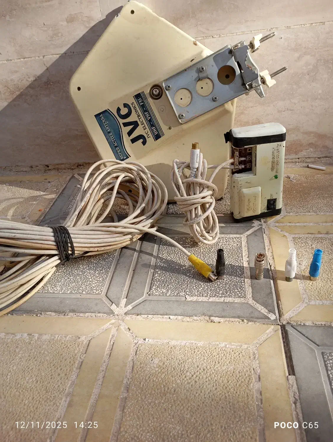 آنتن برقی jvc Tv|صوتی و تصویری|تربتحیدریه, جانبازان|دیوار