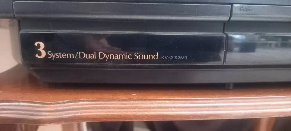 تلویزیون سونی اصل ژاپن همراه با کنترل در حد نو|تلویزیون و پروژکتور|ارومیه, |دیوار