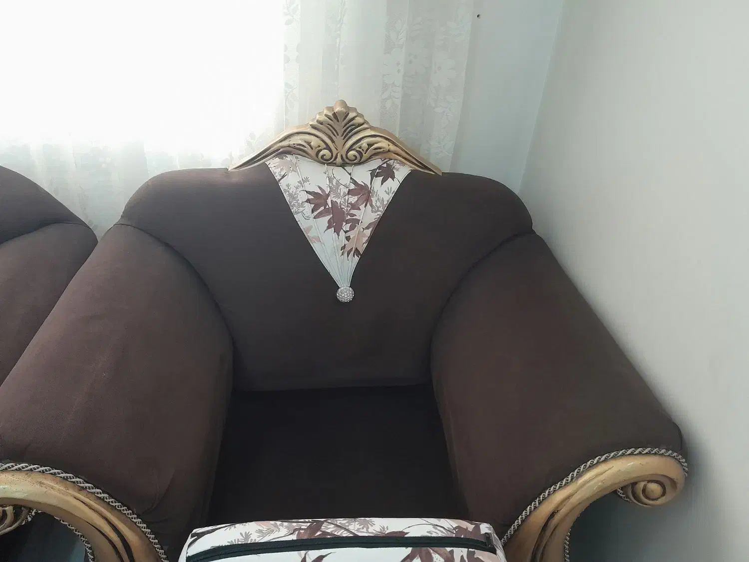 مبل راحتی ۷نفره تمیز و مرتب|مبلمان خانگی و میز عسلی|مشکیندشت, |دیوار