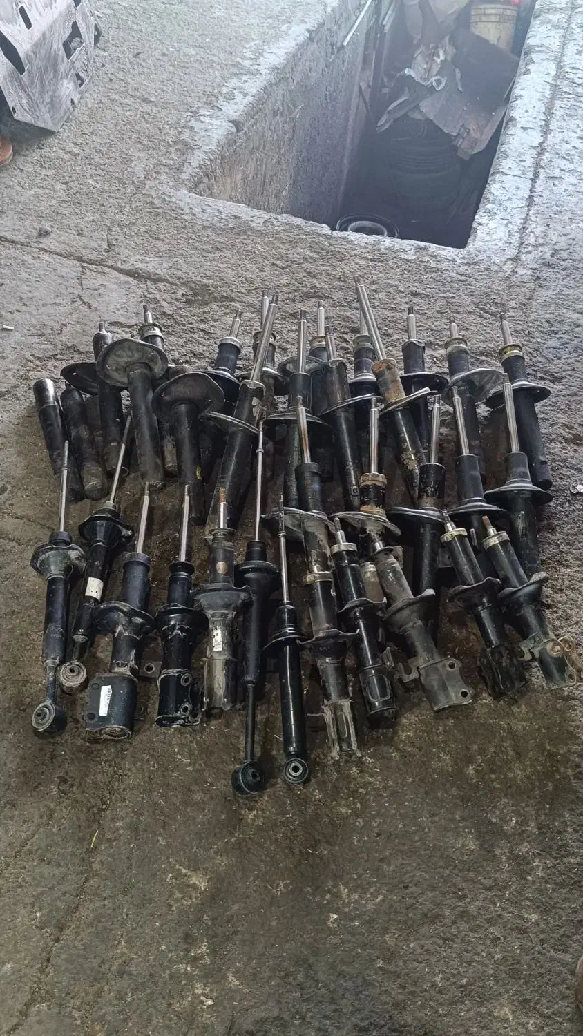 شارژ کمک ماشین های ایرانی وخارجی|خدمات موتور و ماشین|همدان, |دیوار