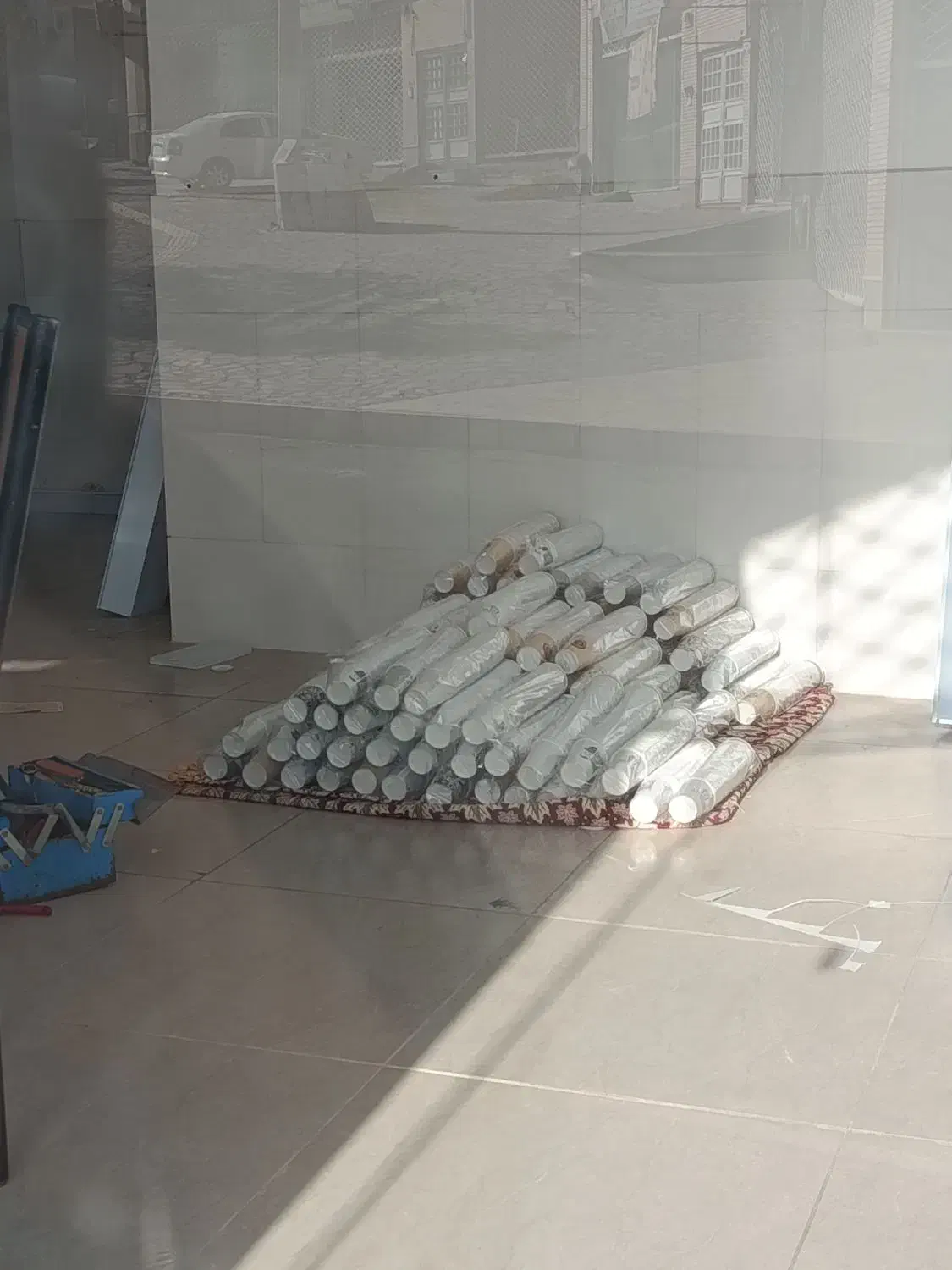 تولیدی لیوان کاغذی  ۲۲۰ چای خوری|ظروف نگهدارنده، پلاستیکی، یکبارمصرف|بیرجند, |دیوار