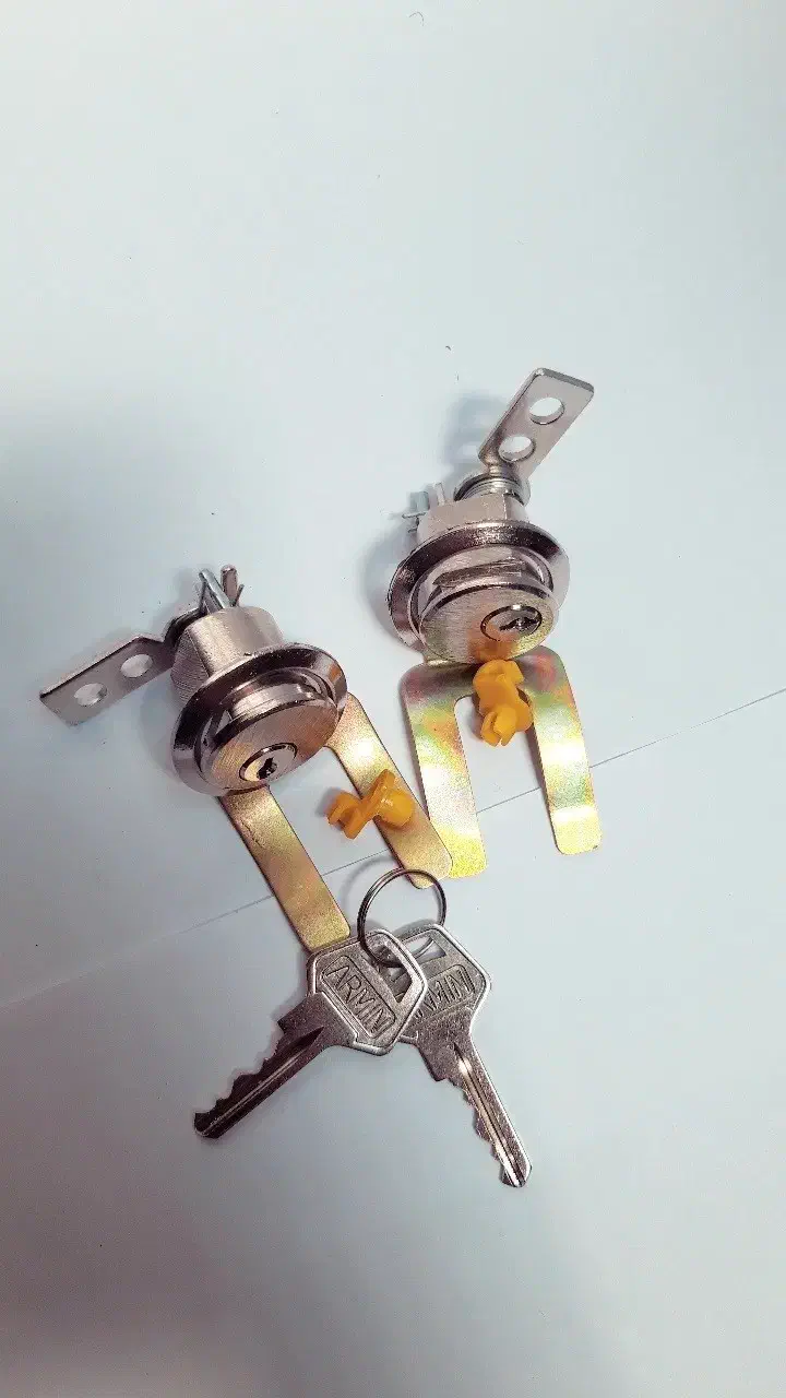 قفل سوئیچی ضد سرقت درب و کاپوت (پراید صباح)|قطعات یدکی و لوازم جانبی|نیشابور, شهید بهشتی|دیوار