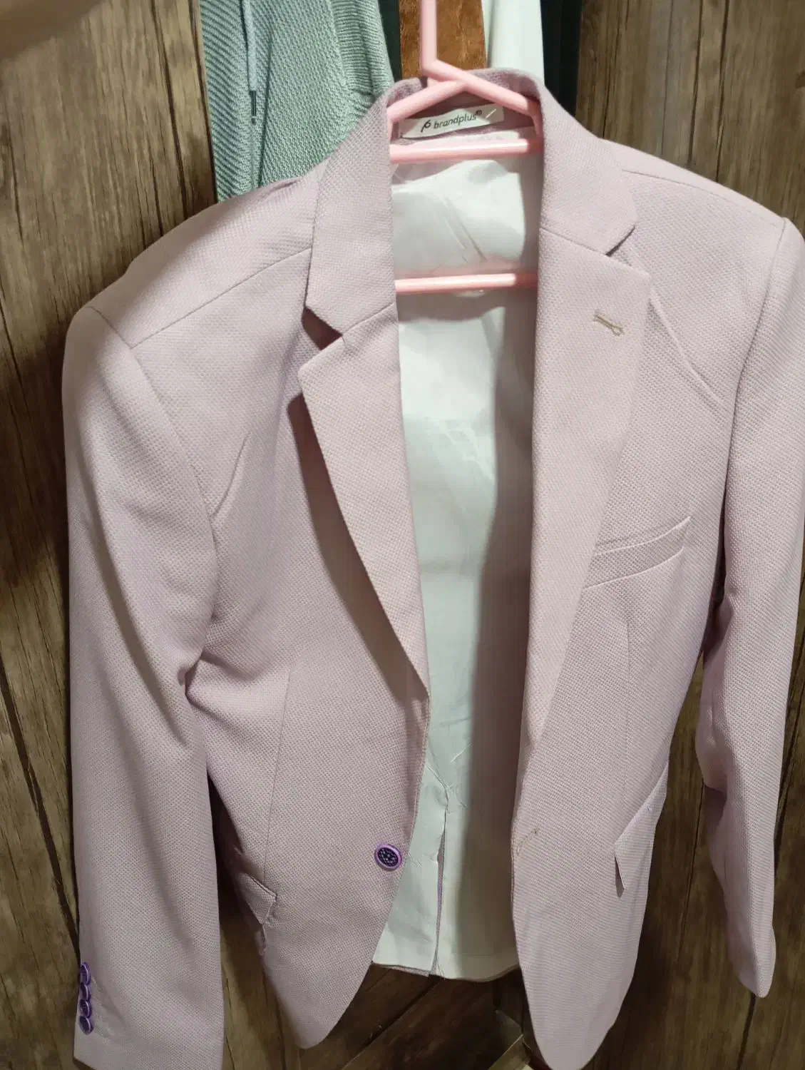 کاپشن های نو|لباس|سنندج, |دیوار