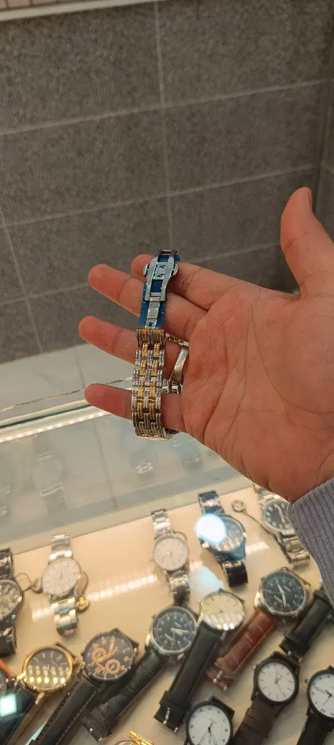 ساعت مچی زنونه فقط برای یه هفته|ساعت|بندر ترکمن, |دیوار