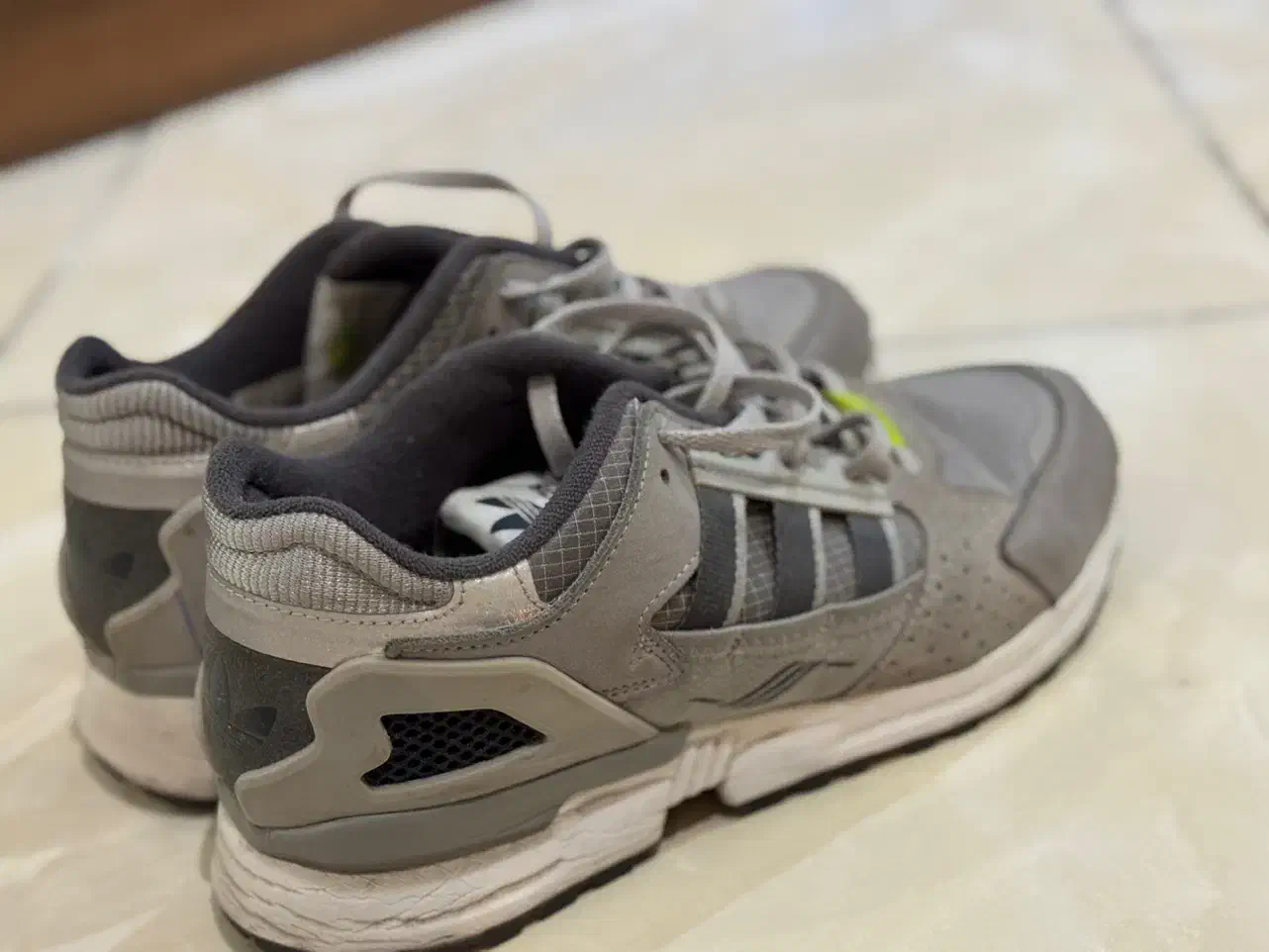 کتونی ادیداس زد ایکس ۱۰۰۰۰zx10000|کیف، کفش، کمربند|تهران, حشمتیه|دیوار