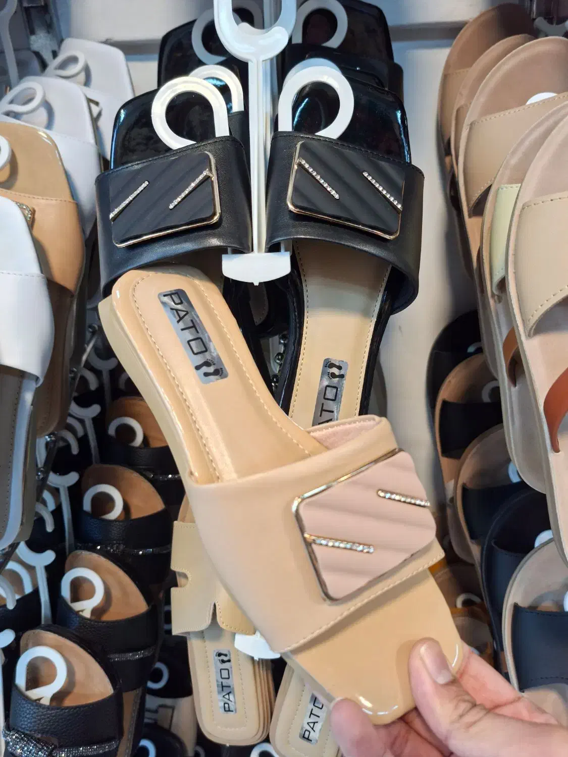 دمپایی مجلسی و طبی|کیف، کفش، کمربند|مشهد, عامل|دیوار