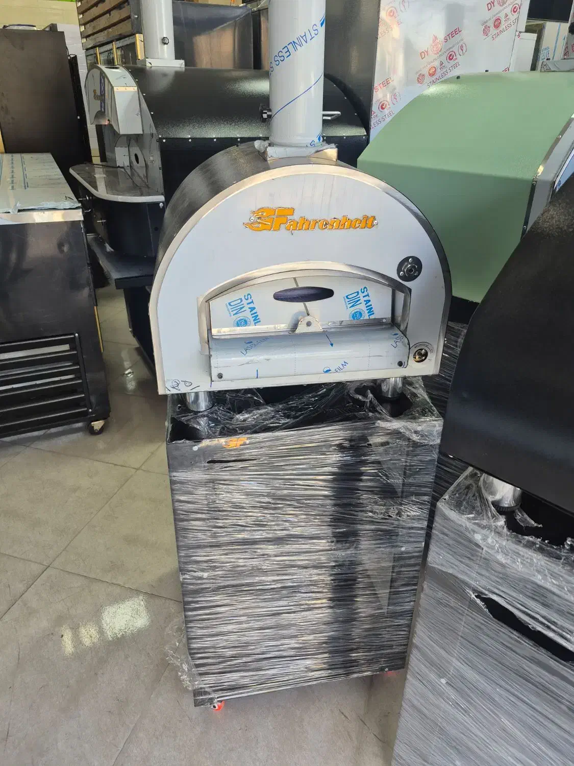 فر ایتالیایی|کافی‌شاپ و رستوران|یزد, |دیوار