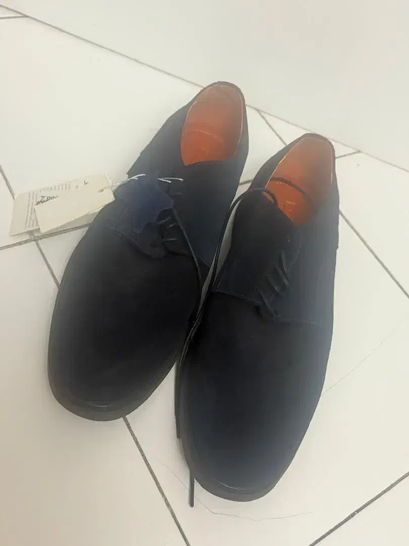 کفش جینوست  نو|کیف، کفش، کمربند|تهران, خواجه نظام الملک|دیوار