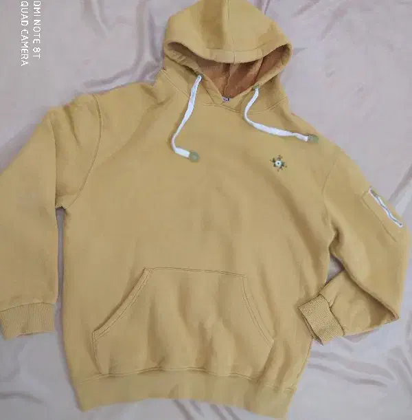 هودی گرم بالا ضخیم کیفیت عالی در ۲ بار استفاده|لباس|تهران, سلسبیل جنوبی|دیوار