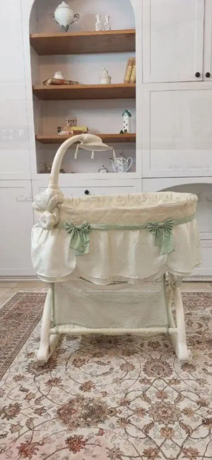 گهواره نوزادی|تخت و صندلی بچه|چهاردانگه (تهران), |دیوار