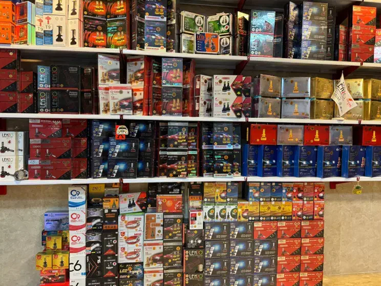 بزرگترین مرکز تخصصی هدلایت استان|قطعات یدکی و لوازم جانبی|کرمانشاه, |دیوار