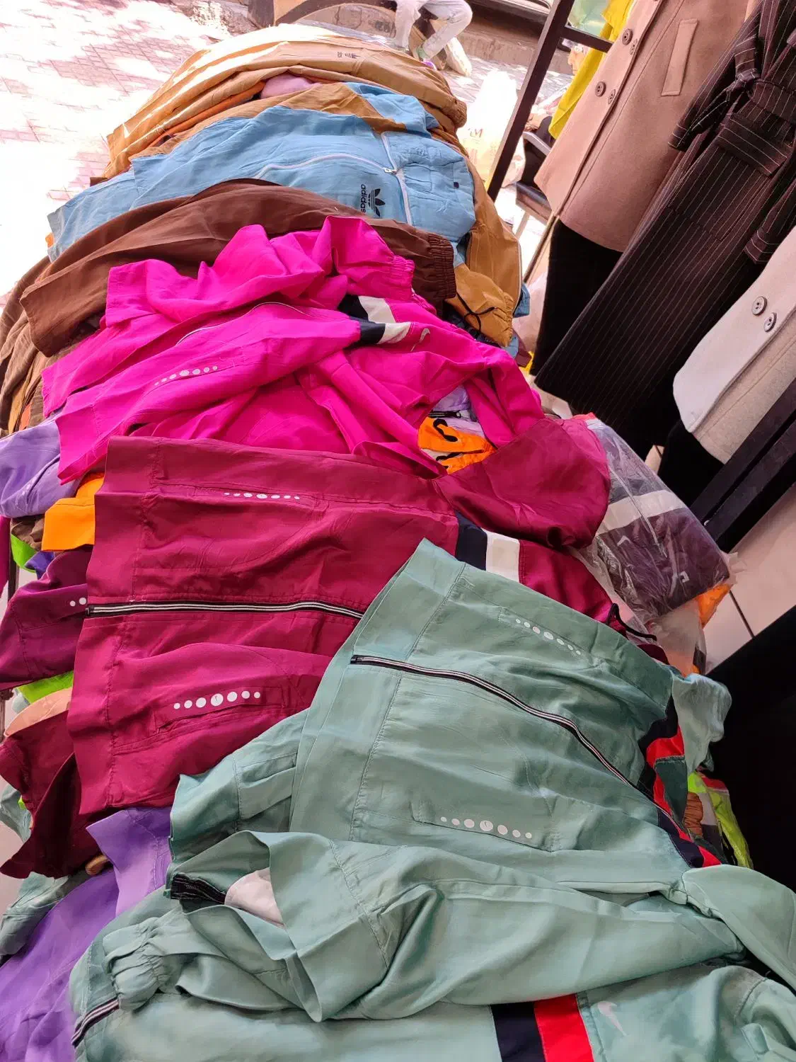 همه مدل شلوار لی ـ مانتوکتان ـ ست ورزشی فقط 400|لباس|بروجرد, |دیوار