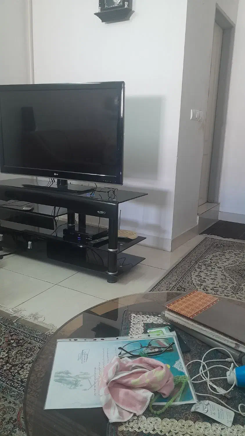 هم خونه خانم بدون اجاره|اجارهٔ آپارتمان|گرگان, |دیوار