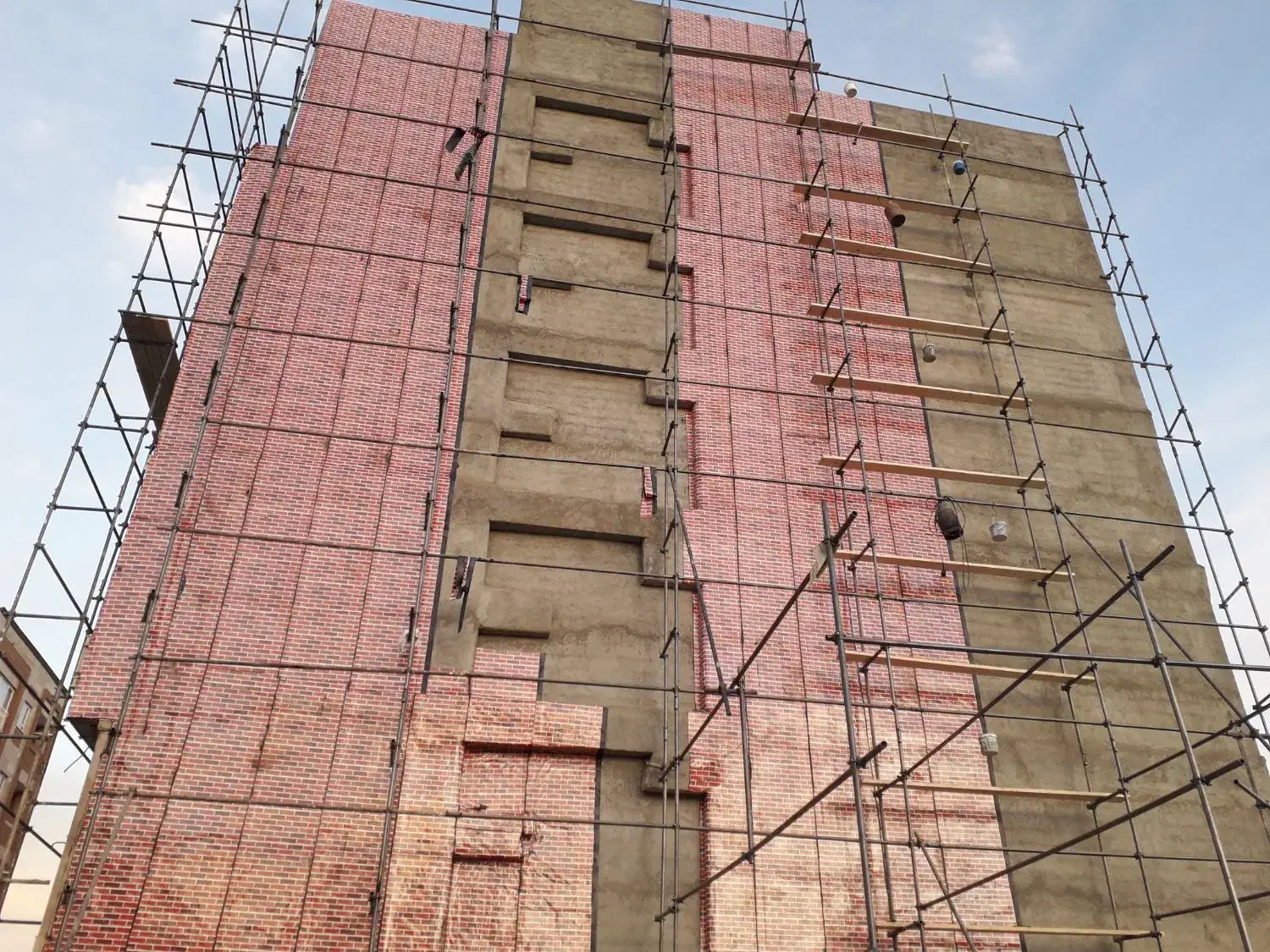 نصب ایزوگام دیوار بام قیرگونی حرفه ای|خدمات پیشه و مهارت|همدان, |دیوار