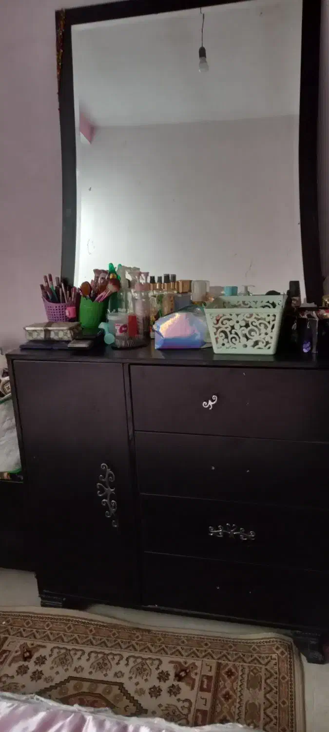 تختخواب دو نفره|تخت و سرویس خواب|مشکین‌دشت, |دیوار