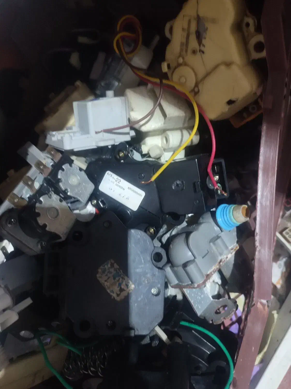 قطعات لباسشوی 110ژاپنی تعمیرلباسشویی انواع برند|ماشین لباسشویی و خشککن لباس|بندرعباس, |دیوار