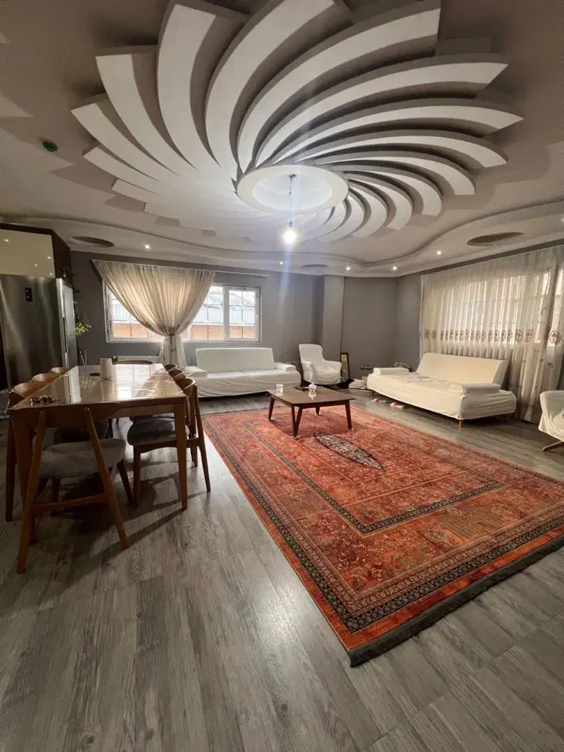 آپارتمان سه خواب تک واحدی دو پارکینگ معلم|اجارهٔ آپارتمان|رشت, معلم|دیوار