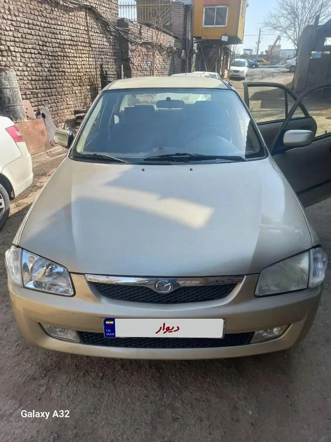 مزدا ۳۲۳|خودرو سواری و وانت|تهران, شهرک آزمایش|دیوار