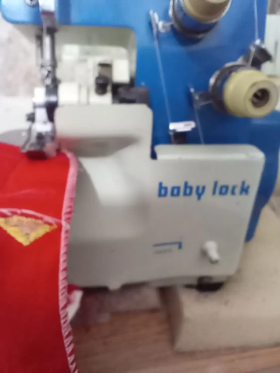 درحدنو|چرخ خیاطی و ریسندگی|بند زرک, |دیوار