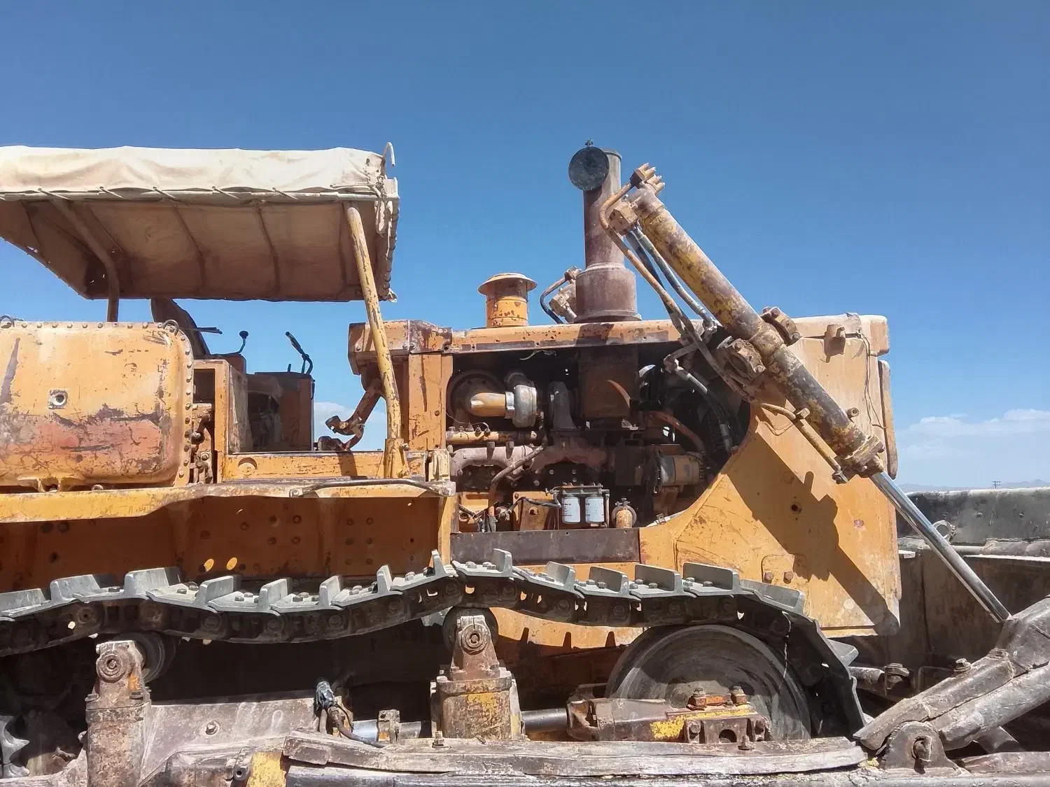 بلدوزر کوماتسو 155سریال27000|خودرو سنگین|شیراز, عفیف‌آباد|دیوار