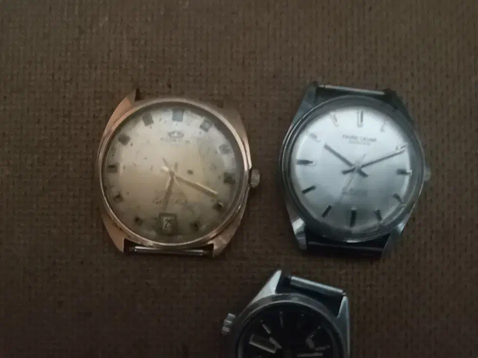 ساعت سیکو پنج|ساعت|اصفهان, ارزنان|دیوار