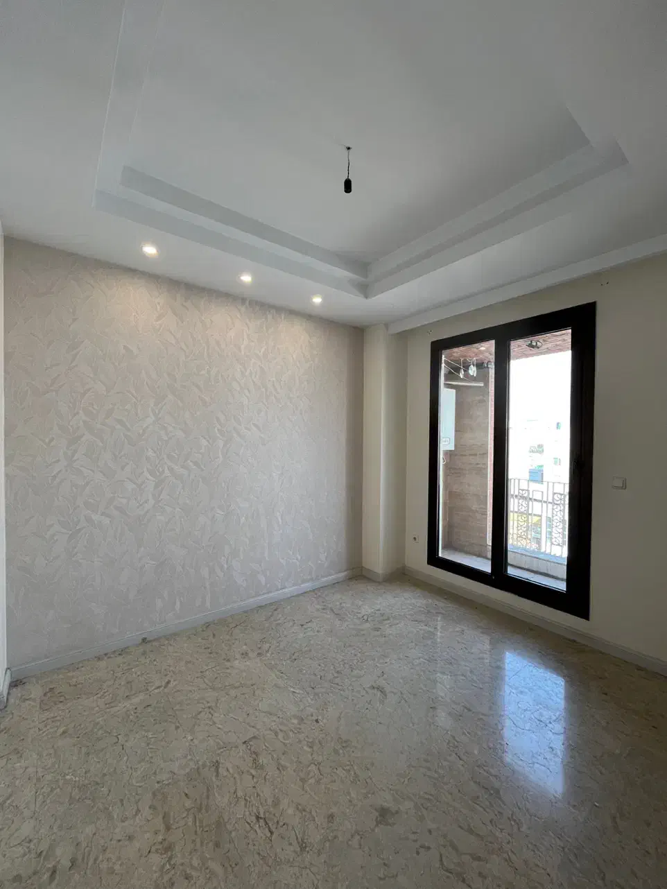 عدل شمالی / ۹۰ متر شخصی ساز / فول امکانات / فرنیش