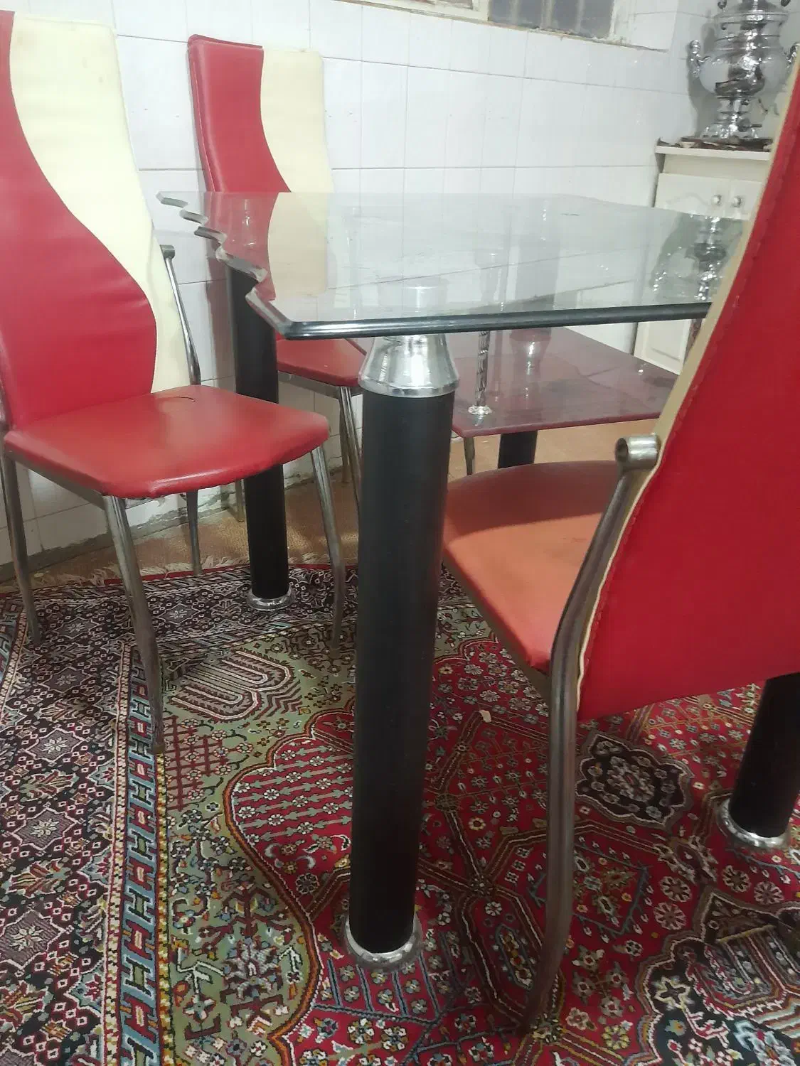 میز نهار خوری|میز و صندلی غذاخوری|کرمانشاه, |دیوار