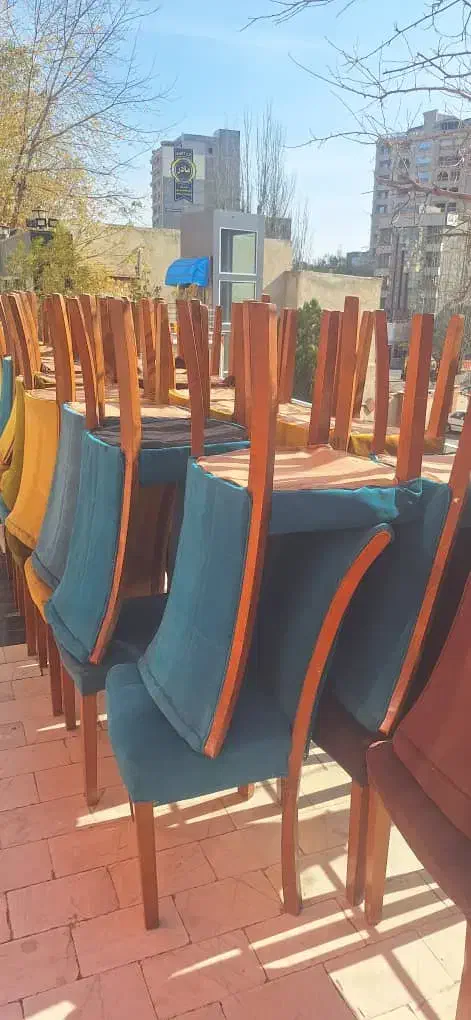 صندلی غذاخوری چوبی و چرمی|میز و صندلی غذاخوری|سرعین, |دیوار