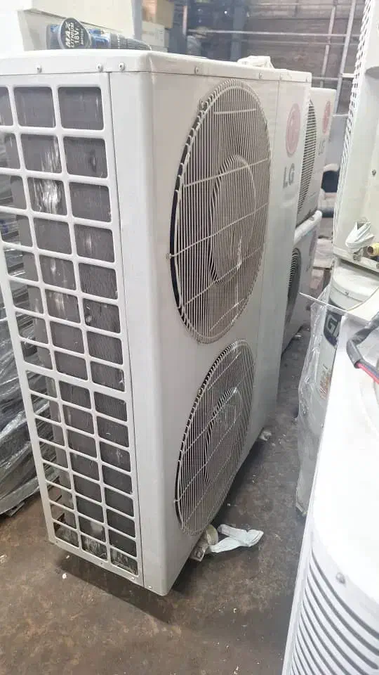 فروش تعمیر و نصب انواع کولرگازی و داکت اسپلیت|کولر گازی و فن‌کوئل|رشت, منظریه|دیوار