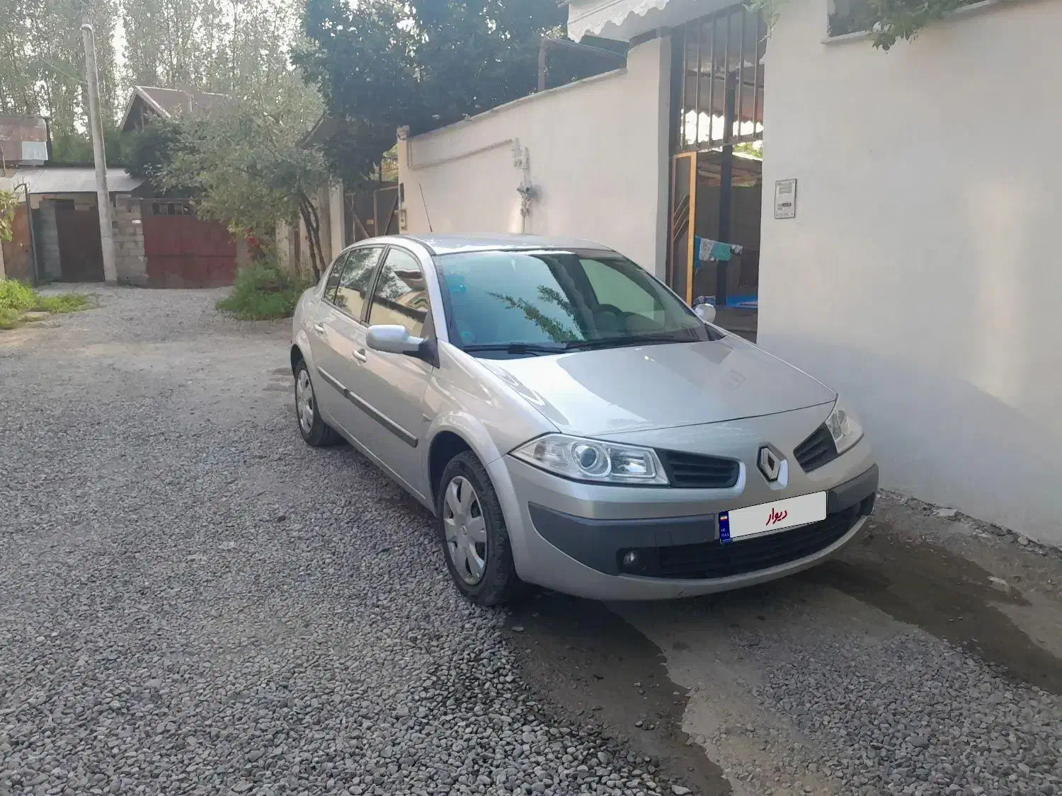 مگان ۱۶۰۰ مدل ۹۰ ( e2 )|خودرو سواری و وانت|اهواز, کوی ملی راه|دیوار