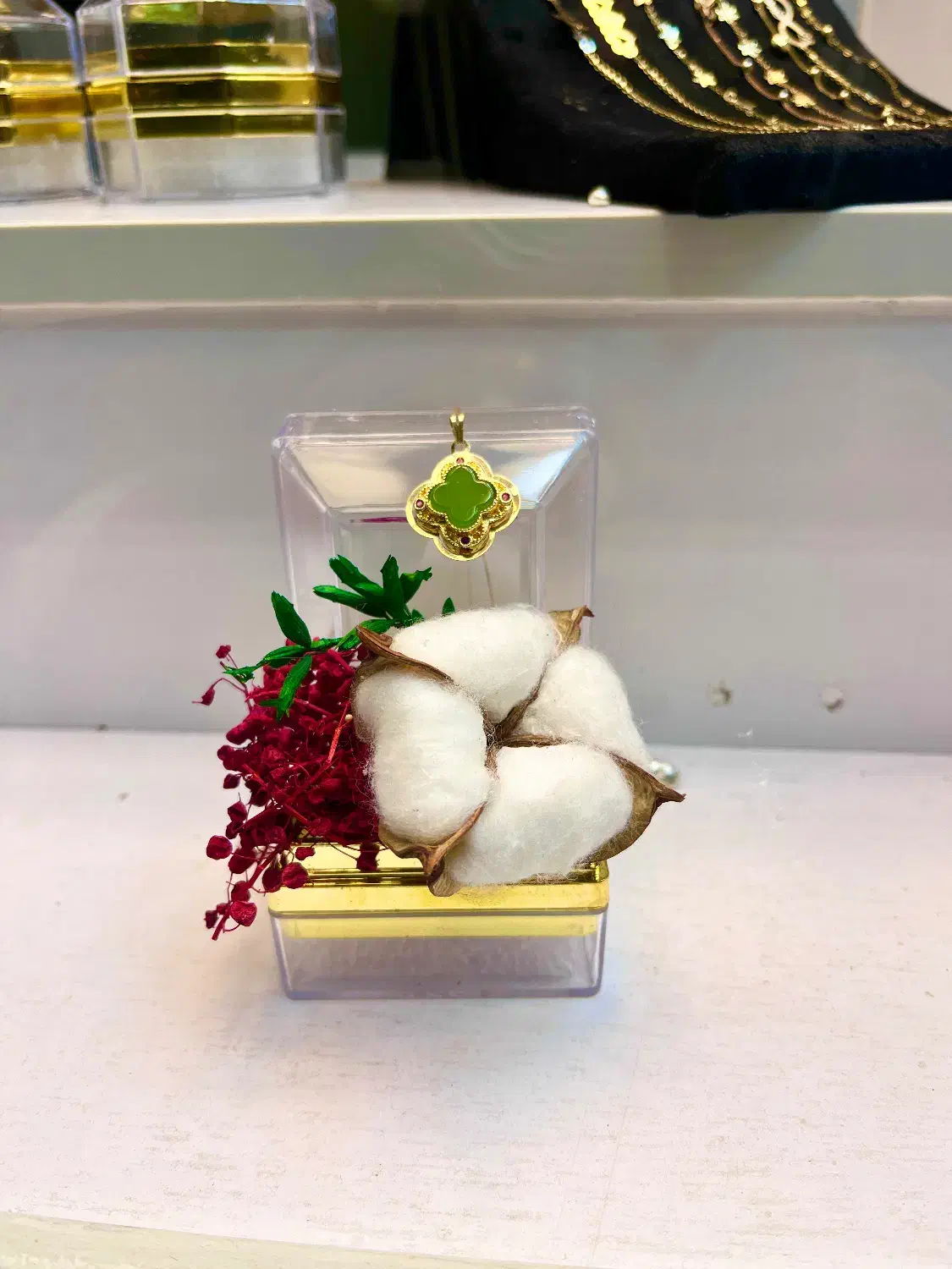 پلاک طلا به همراه پک یلدایی فقط ۲/۶۵۰|جواهرات|رشت, بازار|دیوار