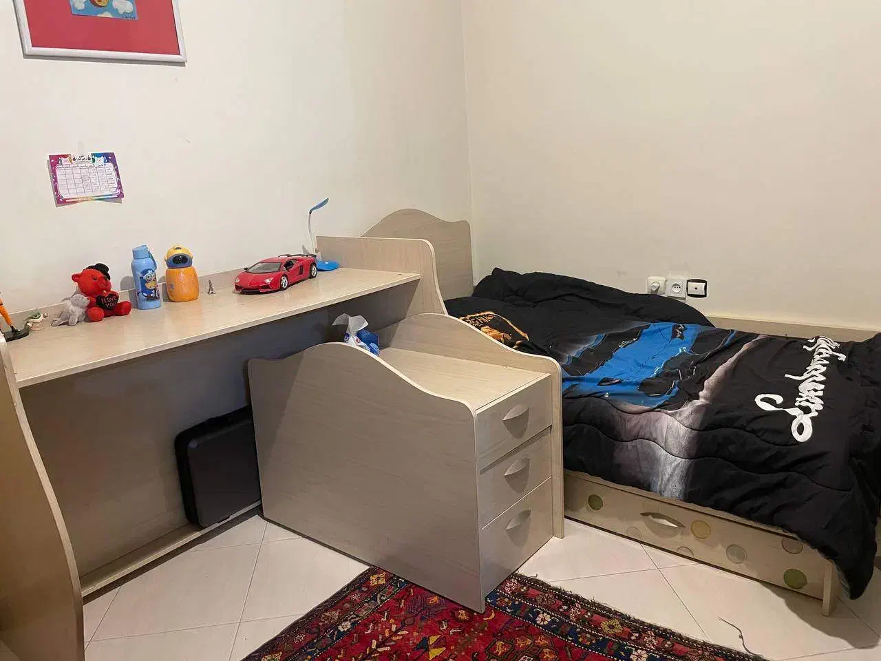 سرویس خواب کامل کودک و نوجوان و میز تحریر|تخت و سرویس خواب|مشهد, هنرستان|دیوار