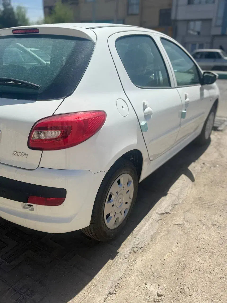 ۲۰۷ تیوتری صفر ۱۴۰۴ سفید|خودرو سواری و وانت|سیرجان, |دیوار