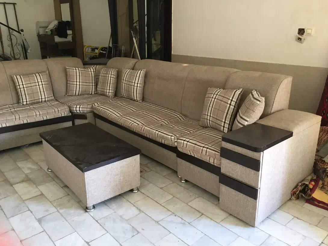 مبل راحتی و میز جلو مبلی|مبلمان خانگی و میز عسلی|شیروان (خراسان), |دیوار