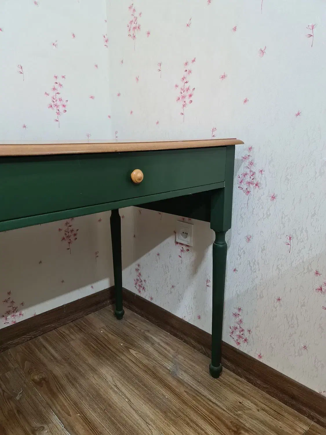 میز تحریر ۳ کشو سبز|میز تحریر و کامپیوتر|ورامین, ورامین|دیوار