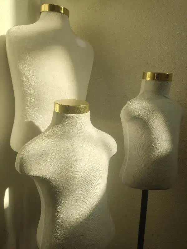 مانکن|لوازم خیاطی و بافتنی|شیراز, کوشک میدان|دیوار