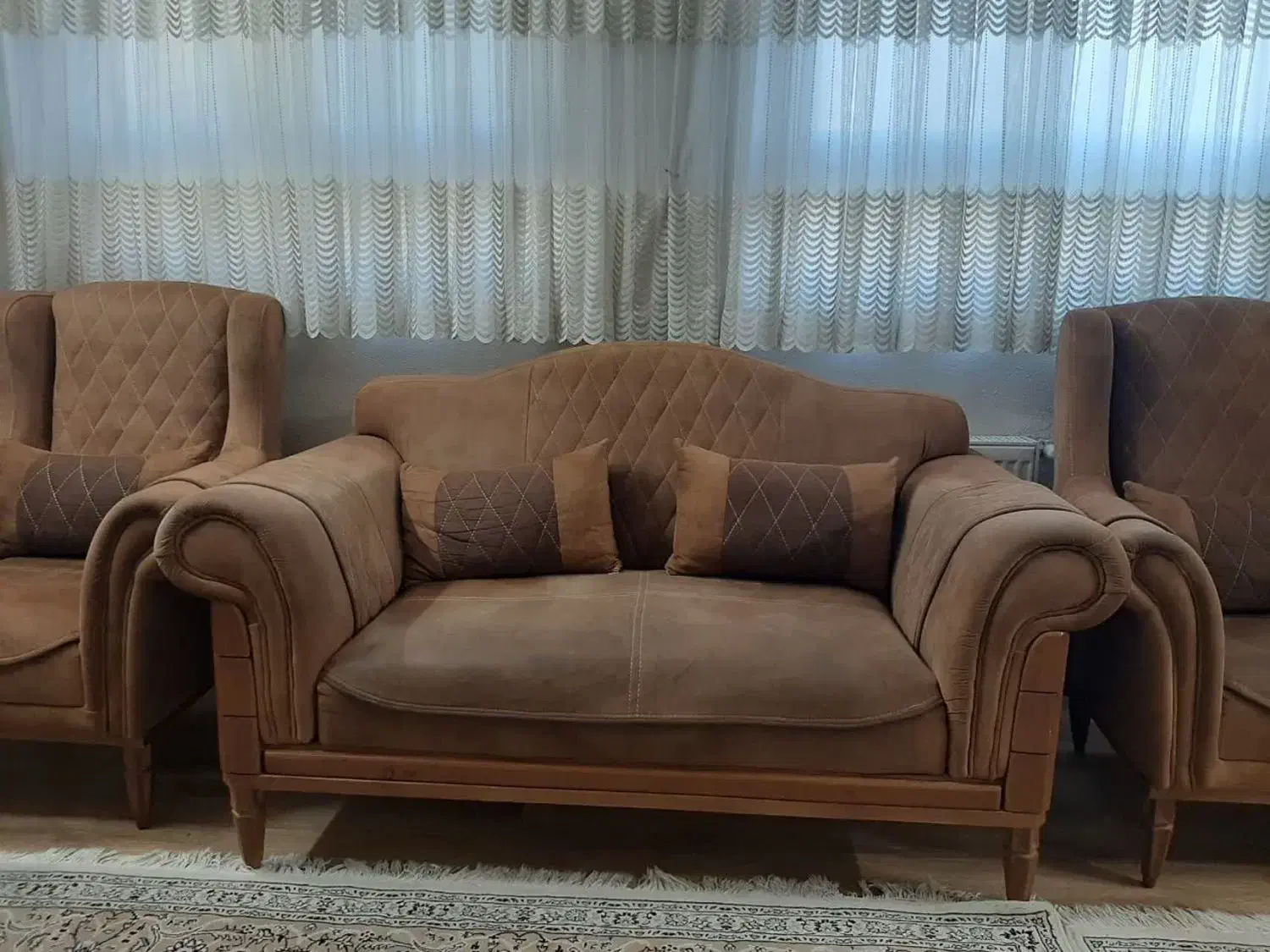 مبل راحتی|مبلمان خانگی و میز عسلی|اصفهان, عسگریه|دیوار