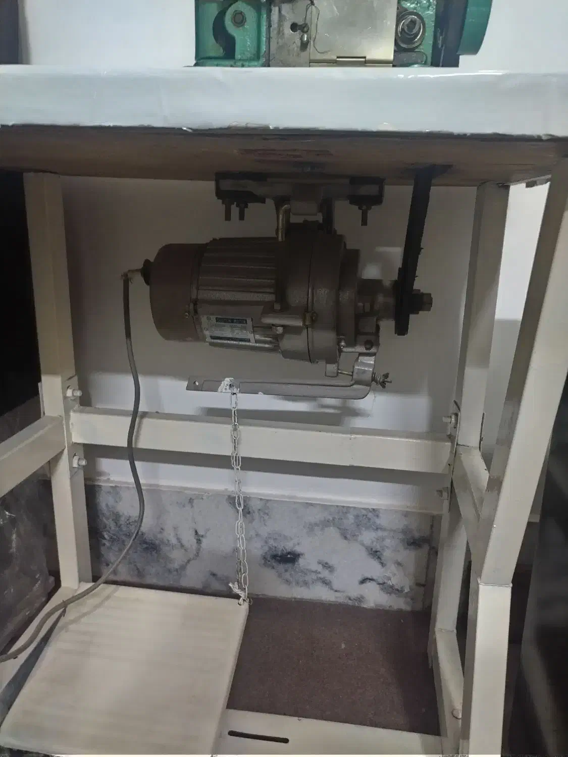 چرخ سردوز دینام بزرگ سه نخ|لوازم خیاطی و بافتنی|مشهد, انقلاب|دیوار