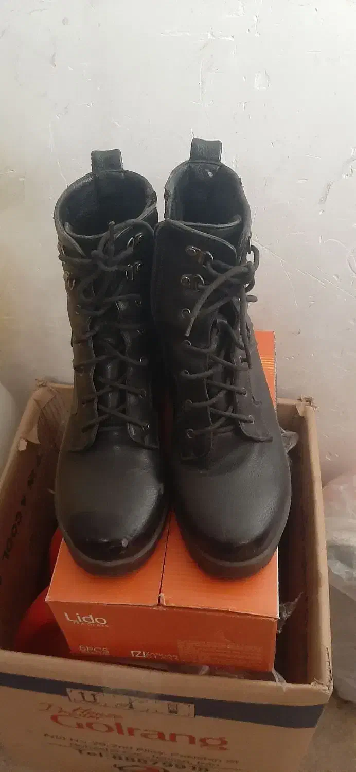 پوتین در حد نو سایز ۳۹ َ۴۰|کیف، کفش، کمربند|قزوین, |دیوار