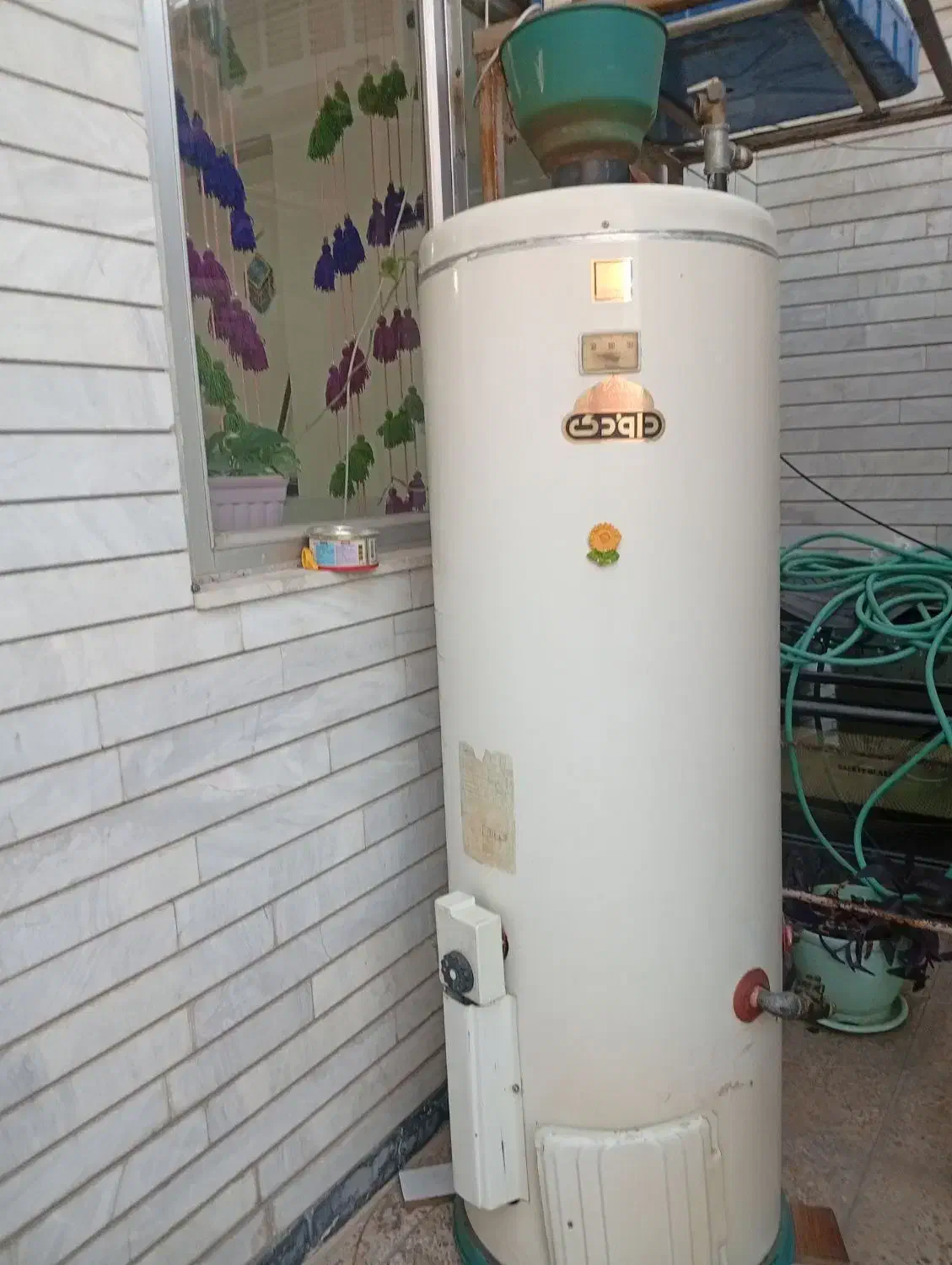 آب گرمکن در یزدانشهر|آبگرمکن، پکیج، شوفاژ|نجفآباد, یزدانشهر|دیوار