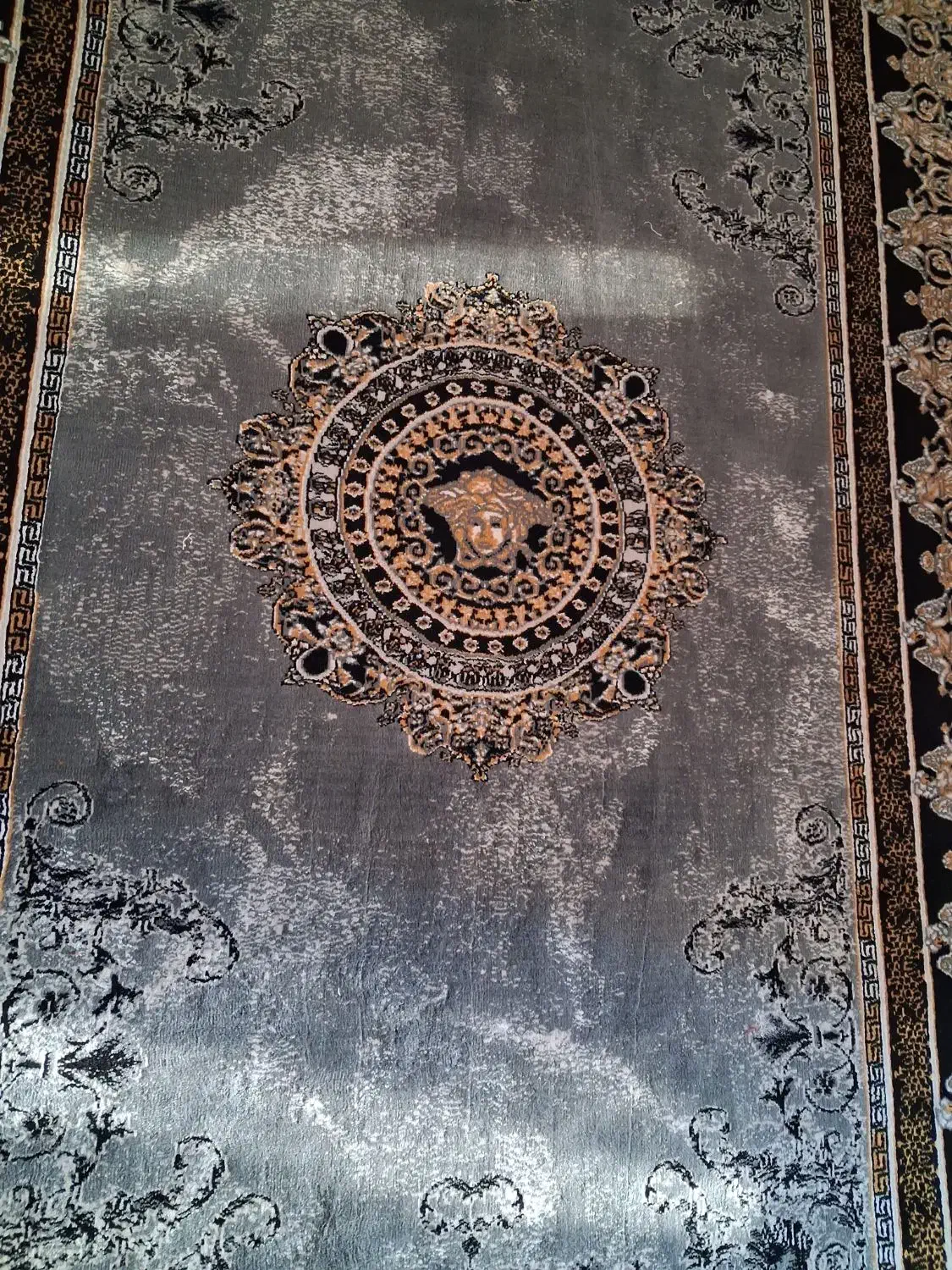 فرش یک روز خریدم|فرش|گرگان, |دیوار