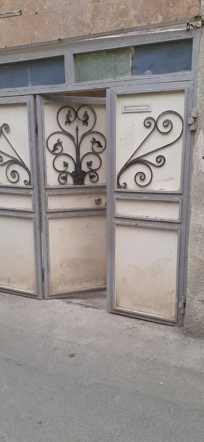 درب آهنی ماشین رو    ۳ لنگه|مصالح و تجهیزات ساختمان|قدس, شهر‌قدس|دیوار