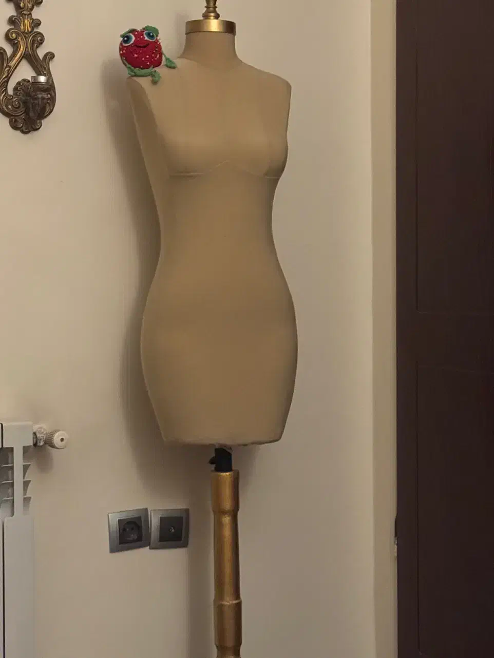 مانکن سوزن خور نو|لوازم خیاطی و بافتنی|تهران, هروی|دیوار