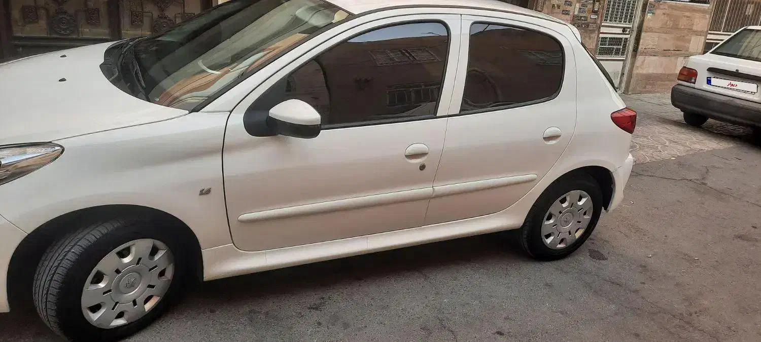 پژو۲۰۷ سقف فلز|خودرو سواری و وانت|تهران, شهرک دانشگاه شریف|دیوار