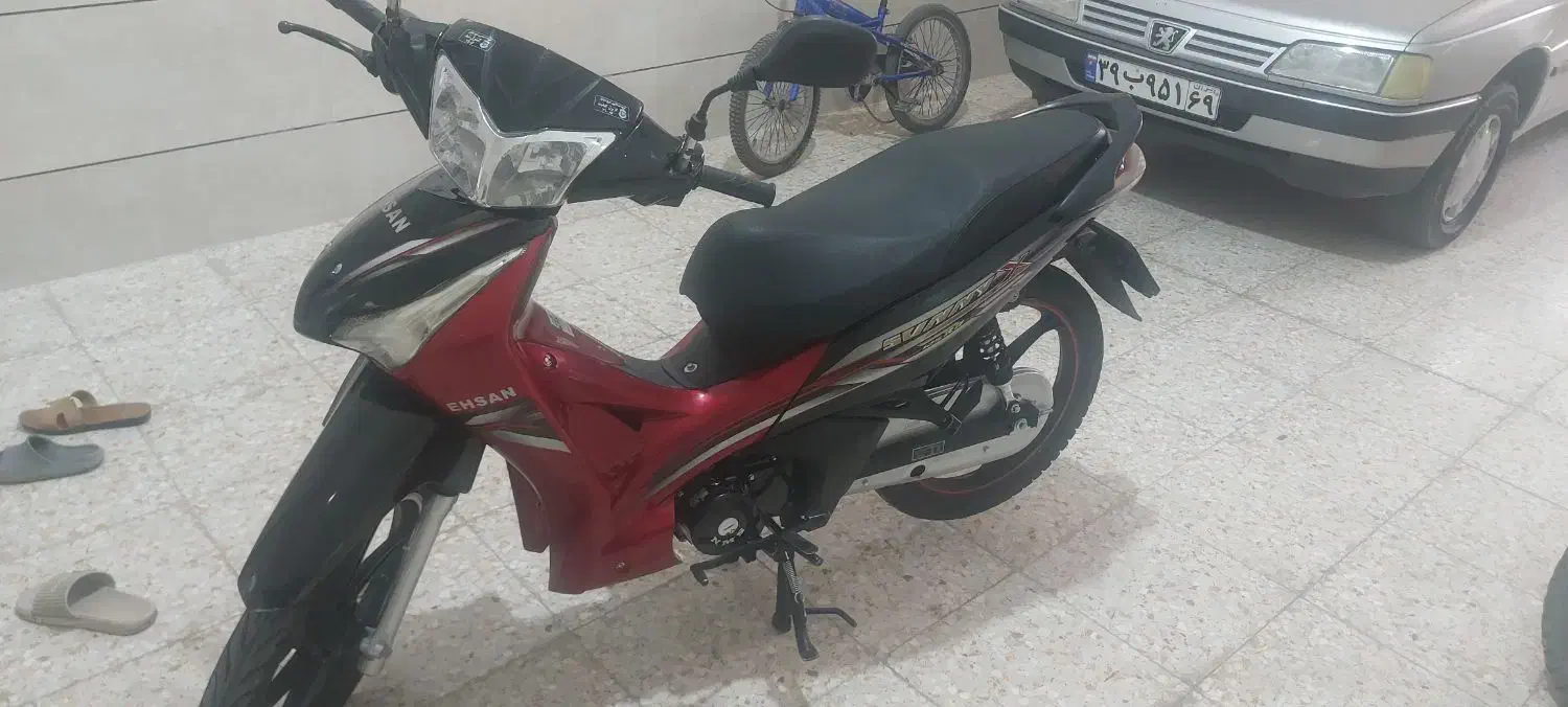 احسان در حد خشک نیاز به تعریف نداره|موتورسیکلت|گنبد کاووس, |دیوار